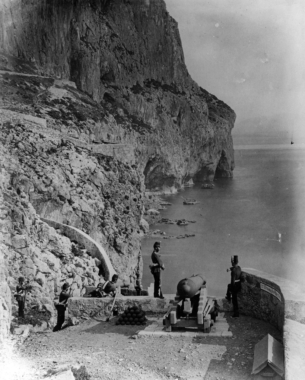 Europa Advance Battery, Gibraltar, n. 1868 tekijältä British Photographer