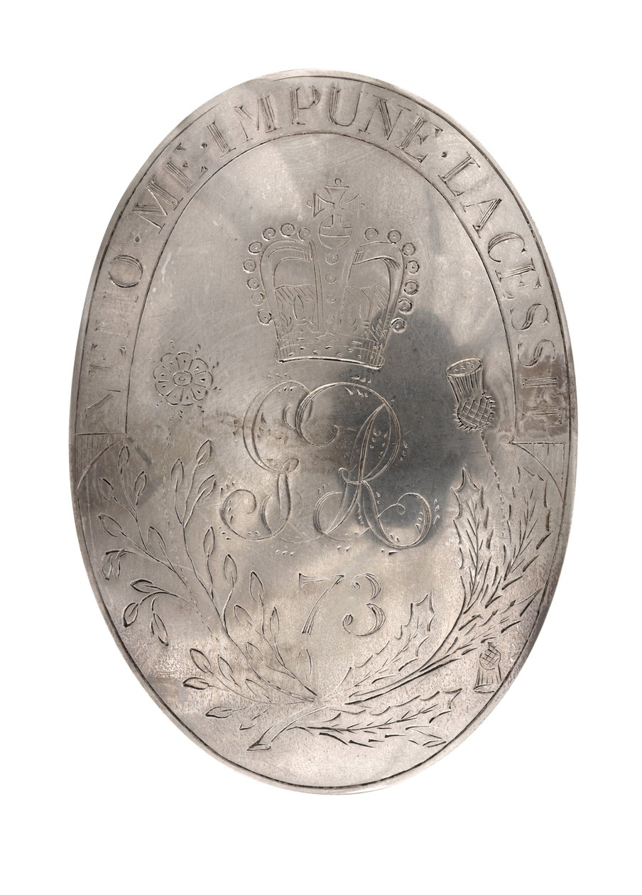 Olkavyön levy, 73. (Highland) jalkarykmentti, n. 1788 (olkavyölevy) tekijältä British School