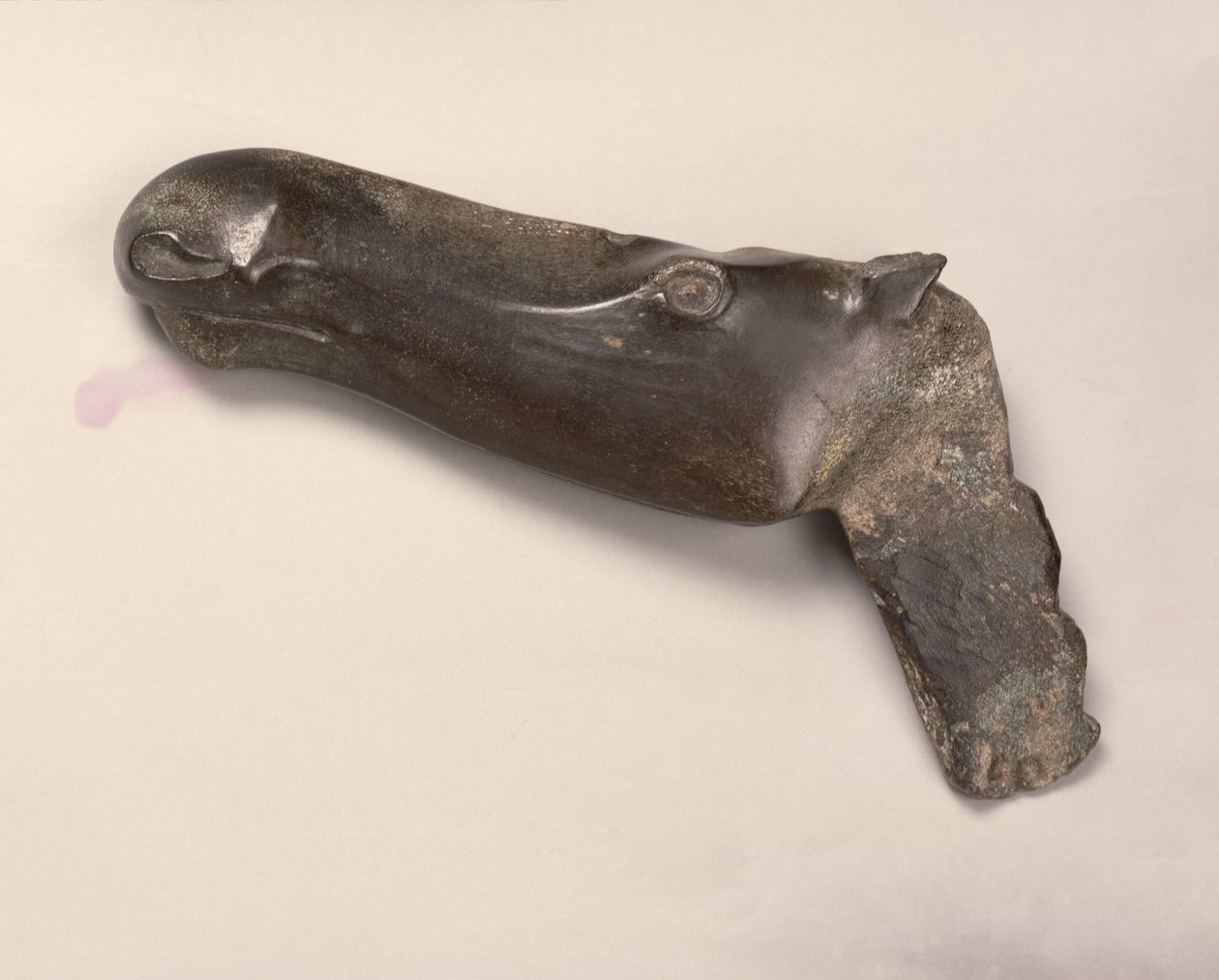 Naarashirven pää, Jekaterinburgista Uralista, 2000 eKr. (sarvi) tekijältä Bronze Age
