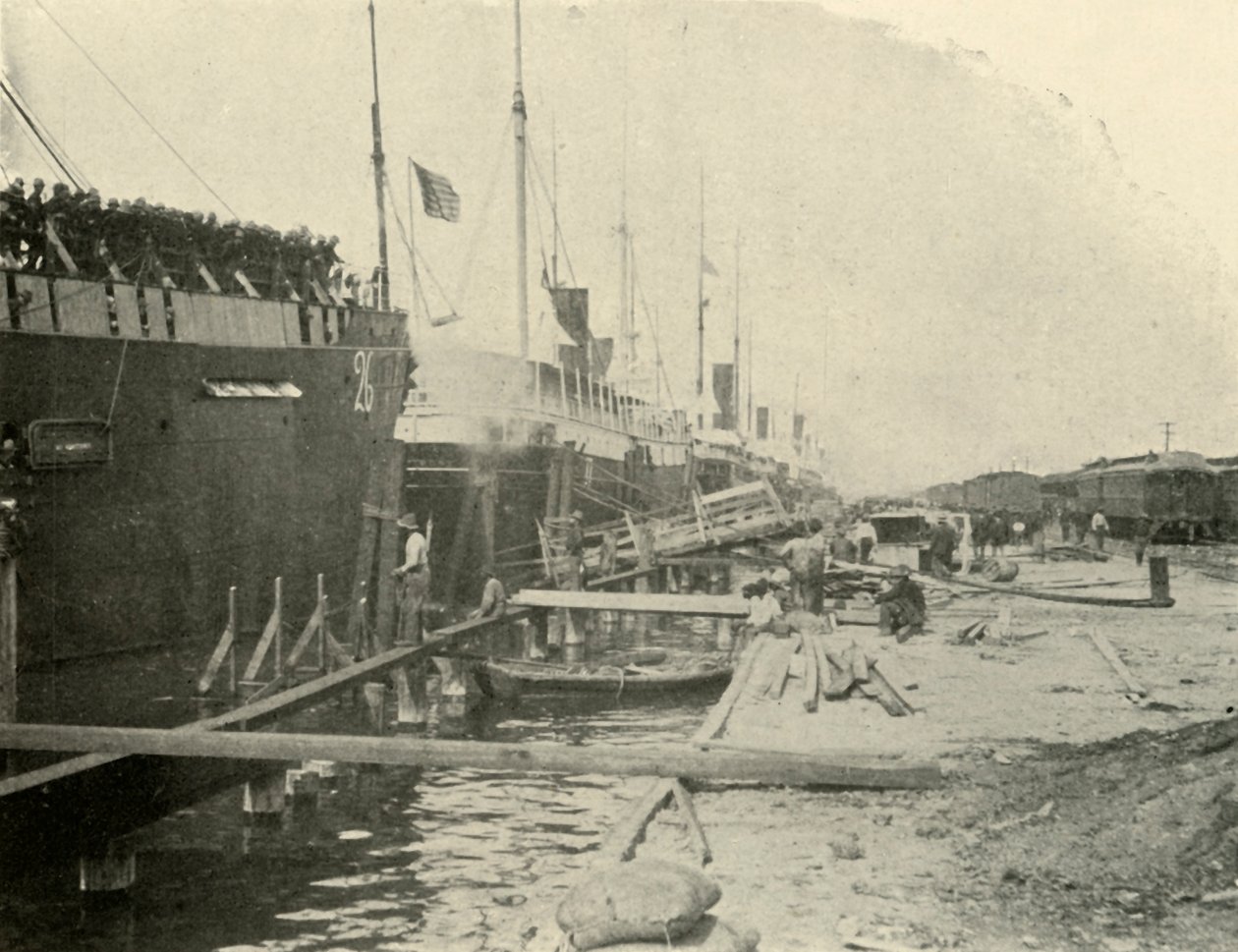 Dockissa, 10. kesäkuuta, Espanjan ja Amerikan sota, 1898, 1899. tekijältä Burr McIntosh