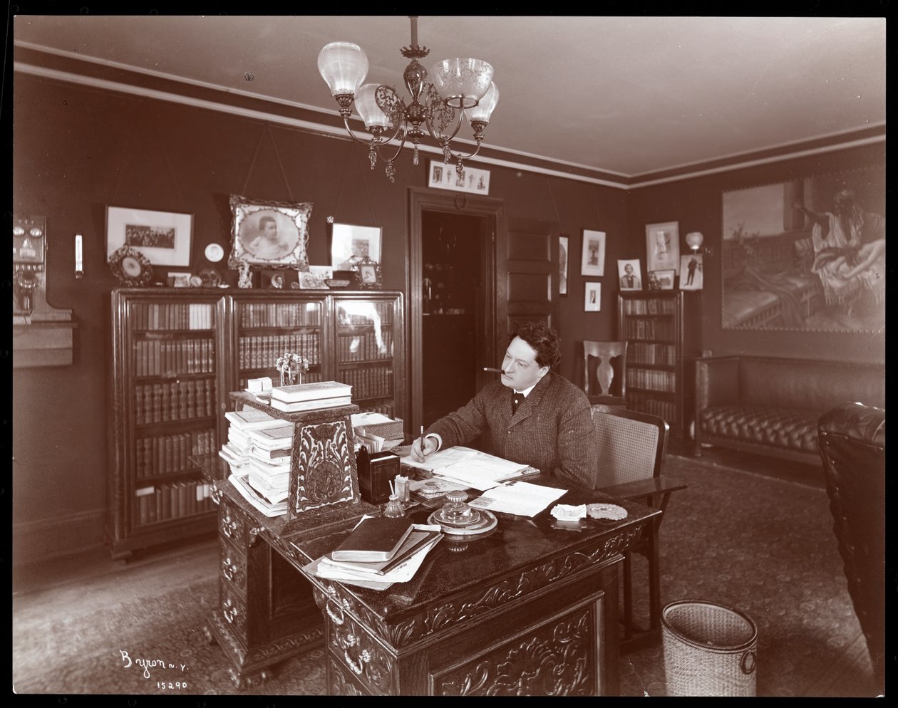 Edgar Smith, 1902-3 (hopeagelatiiniprintti) tekijältä Byron Company