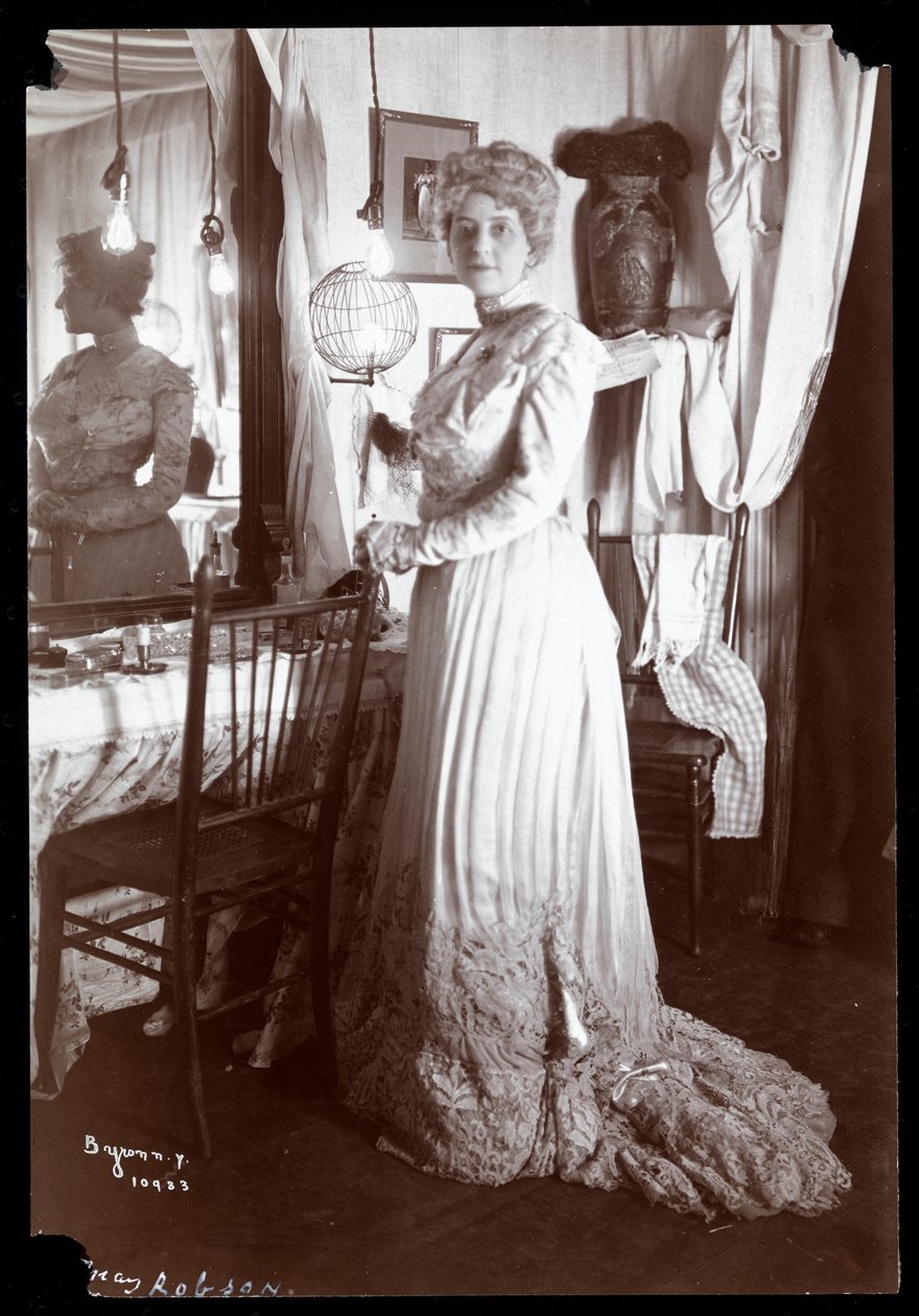May Robson, 1901 (hopeagelatiiniprintti) tekijältä Byron Company