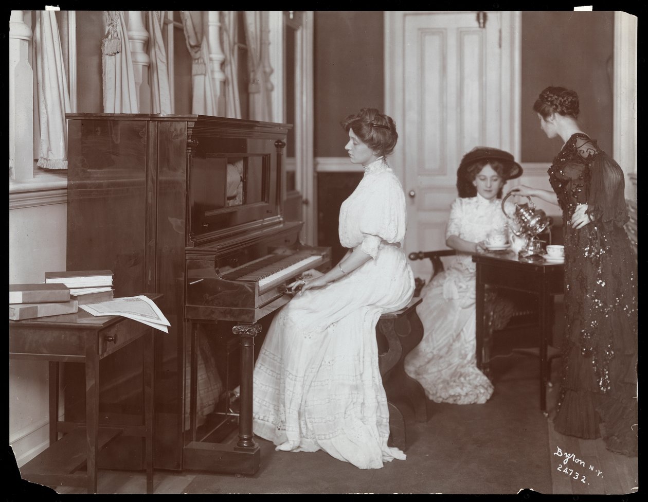 Soitinpianon soittokonsertti, New York, 1907 (hopeagelatiinivedos). tekijältä Byron Company