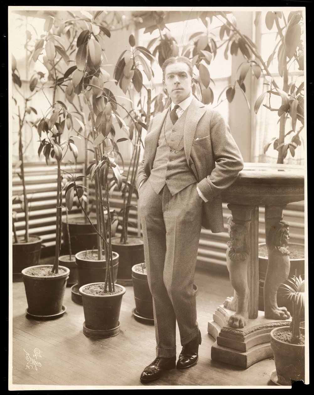 William Faversham konservatoriossa, n. 1914 (hopeagelatiiniprintti) tekijältä Byron Company