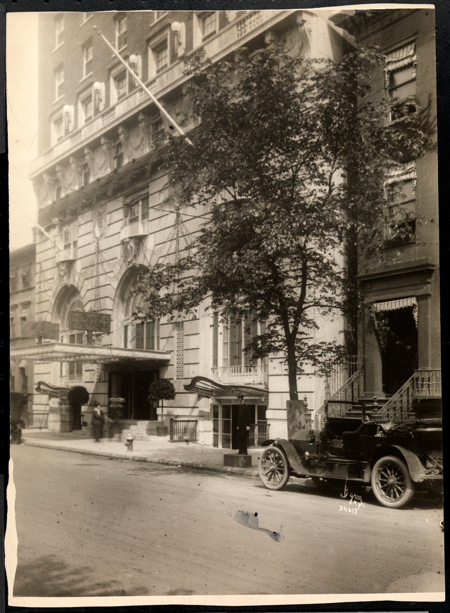 Näkymä Robert Treat -hotellista, Newark, New Jersey, 1916 (hopeagelatiiniprintti) tekijältä Byron Company