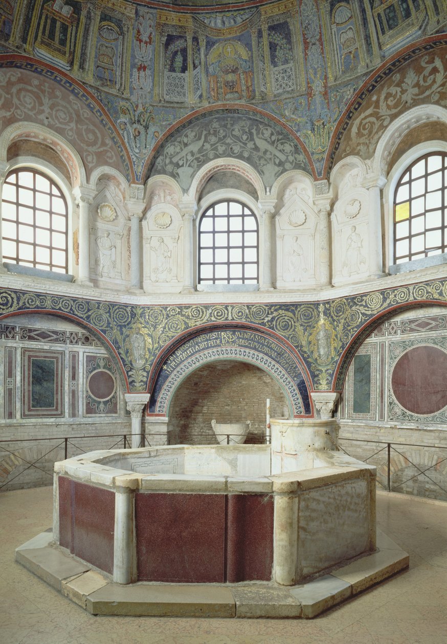 Apsidi kastealtaalla tekijältä Byzantine