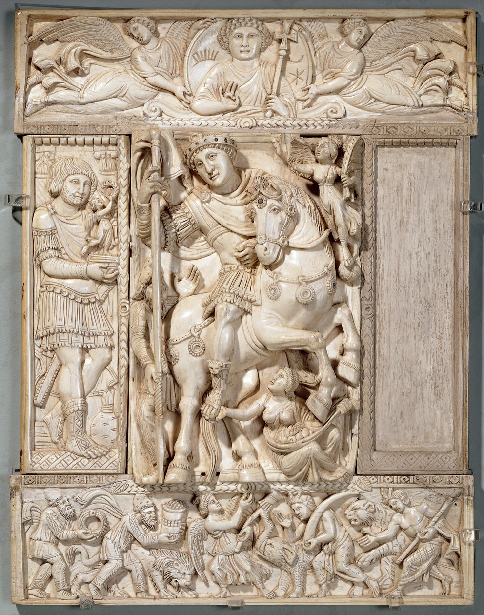 Keisari Triumphant, joka tunnetaan nimellä Barberini Ivory, 500-550 jKr. tekijältä Byzantine School