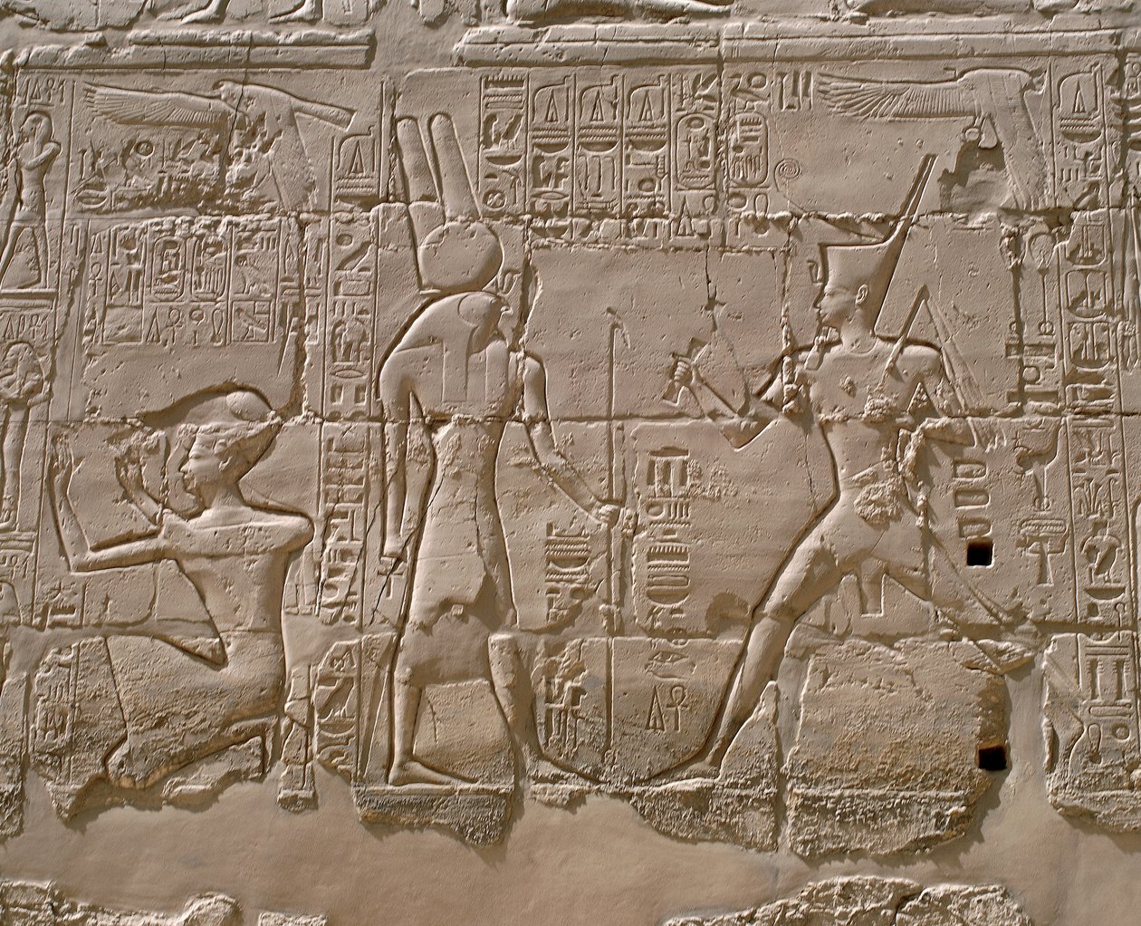 Egypti - Muinainen Thebes (UNESCOn maailmanperintöluettelo tekijältä J.B. and Brown J. Rowbotham