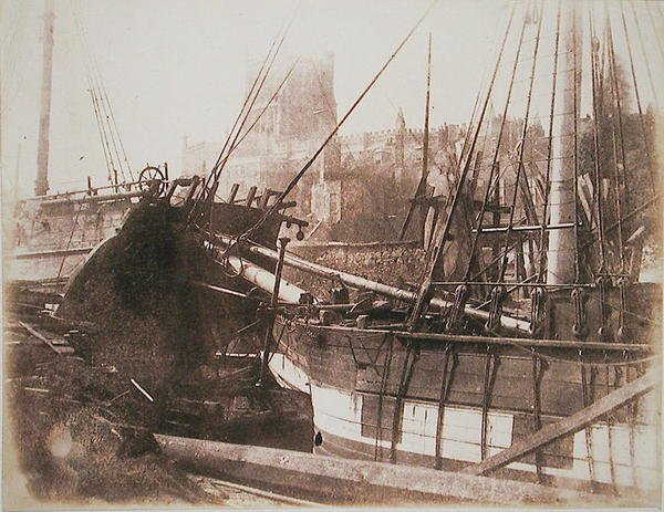 Sailing Vessels in Harbour, n. 1845 (suolapaperiprintti kalotyyppinegatiivista) tekijältä Calvert Richard Jones