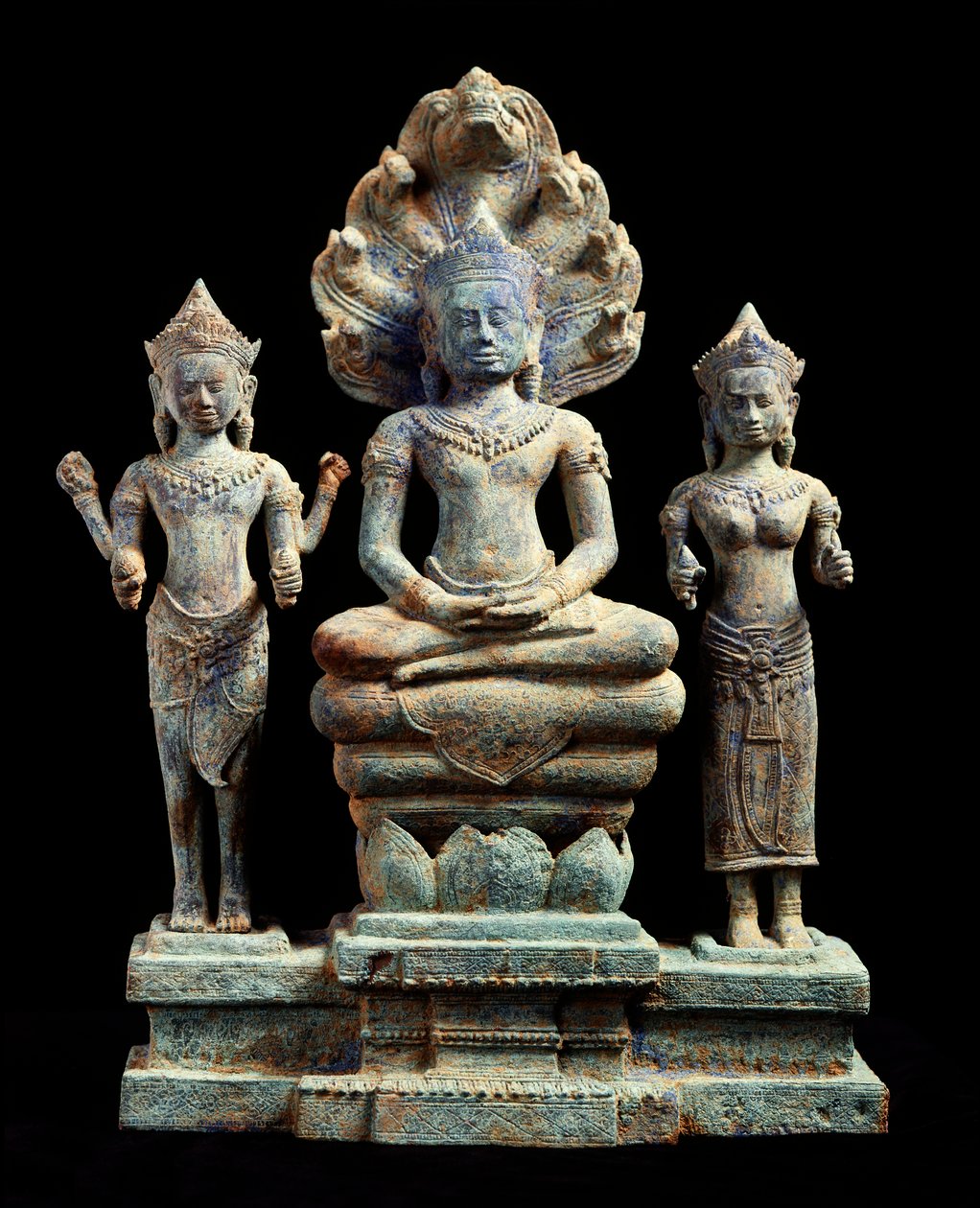 Buddha ja Avalokiteshvara tekijältä Cambodian School