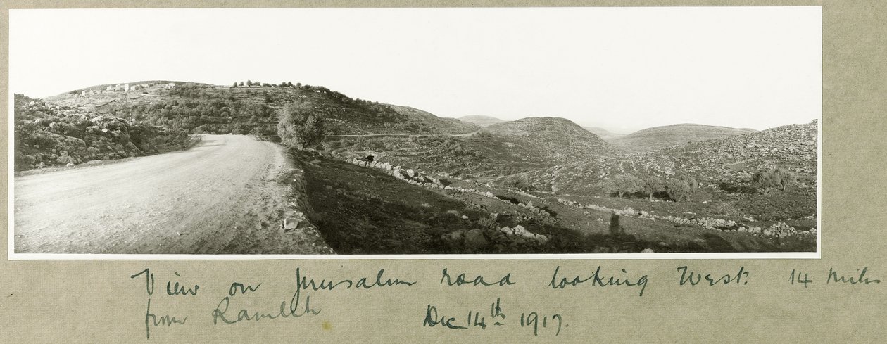 Näkymä Jerusalem Roadille länteen Ramlehista, 14. joulukuuta 1917 tekijältä Capt. Arthur Rhodes