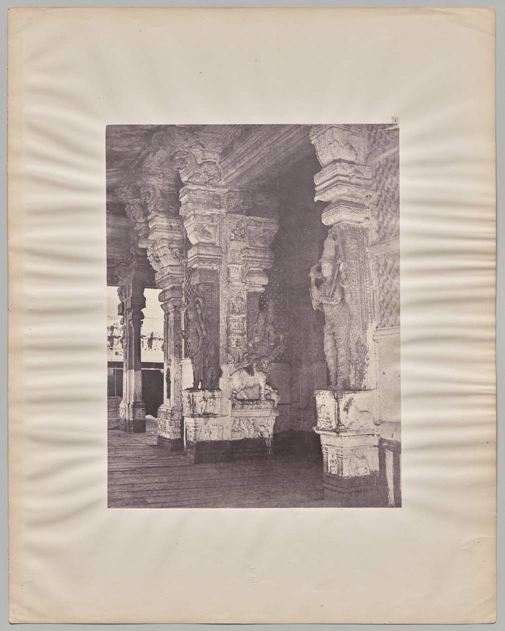 Pudhu Mandapa a Tirumala Nayak (r. 1623-59), Meenakshi Sundareshwarin temppeli, Madurai tekijältä Captain Linnaeus Tripe