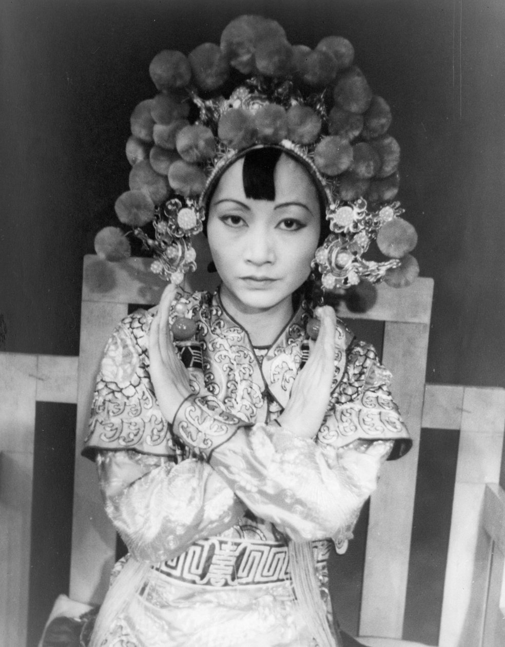 Anna May Wong "Turandotissa" Westportissa tekijältä Carl Van Vechten