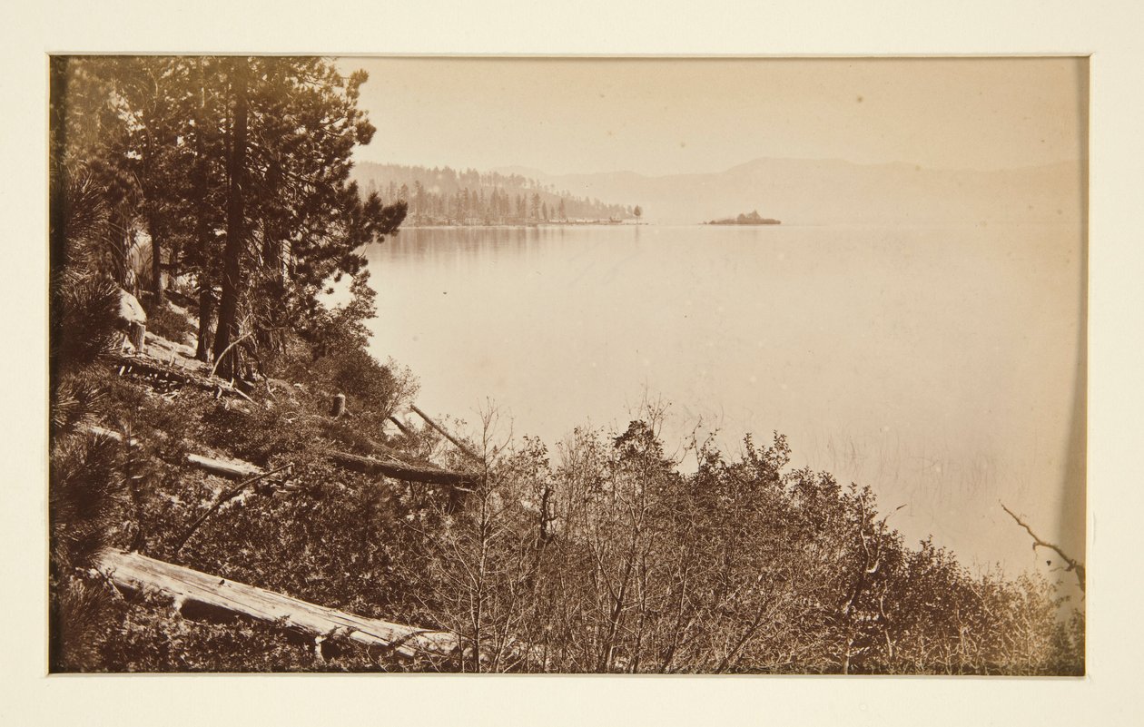 Neljä rautatiekohtausta ja neljä näkymää Tahoe-järvelle: Lake Tahoe Artist Rocksilta tekijältä Carleton E. Watkins