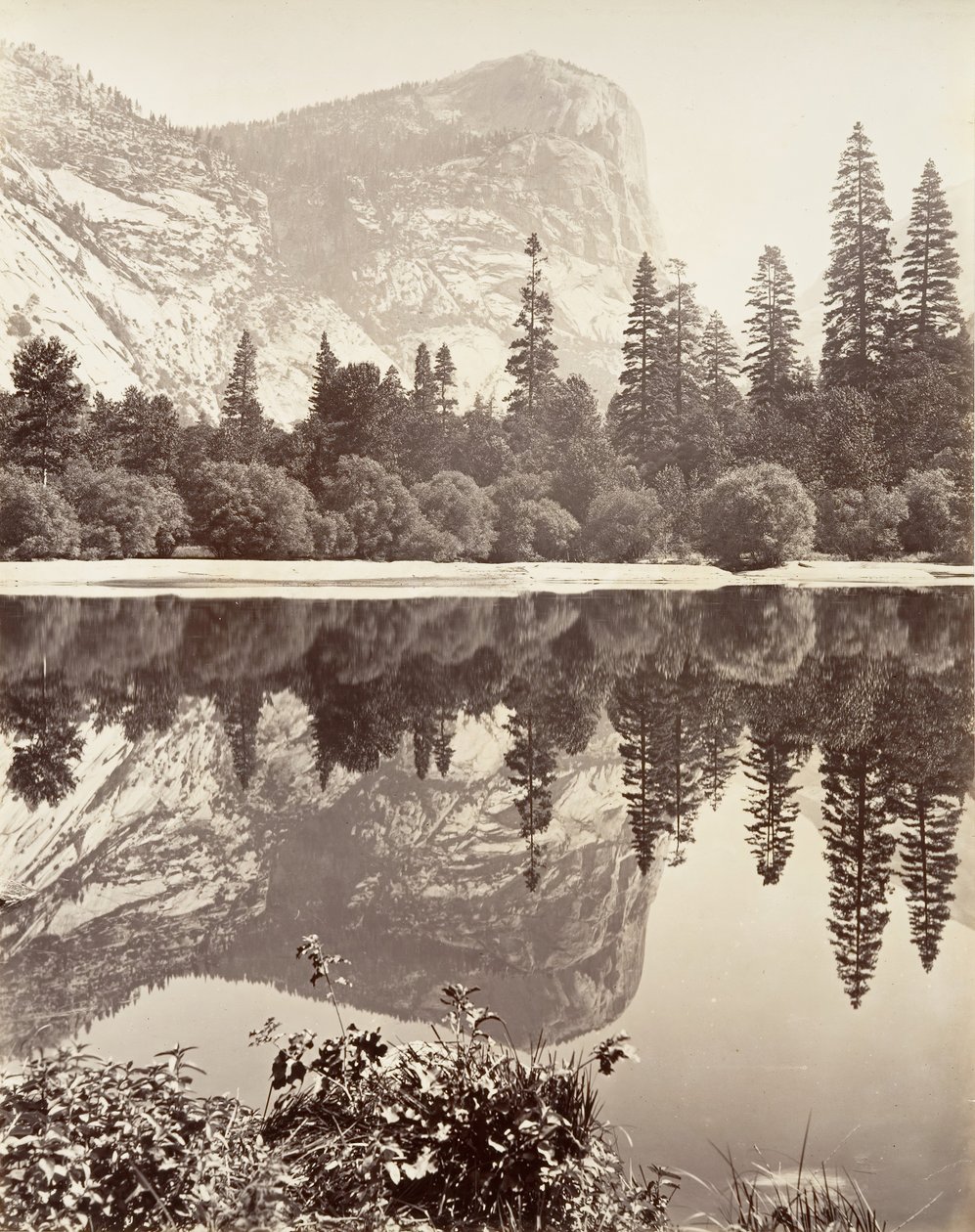 Mirror Lake, Yosemite, n. 1872, painettu n. 1876. tekijältä Carleton E. Watkins.