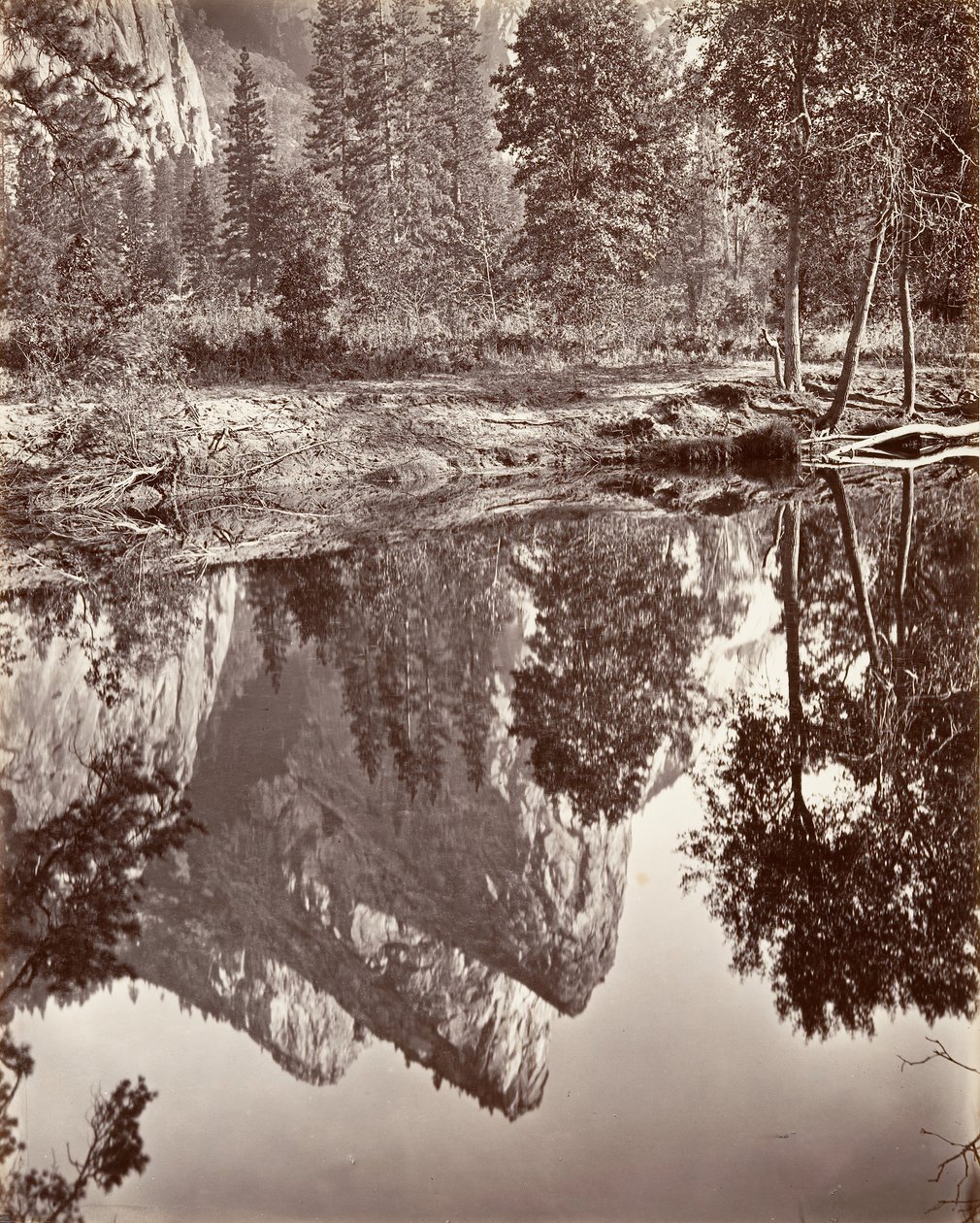 Kolmen veljeksen peilikuva, Yosemite, n. 1872, painettu n. 1876. tekijältä Carleton E. Watkins.