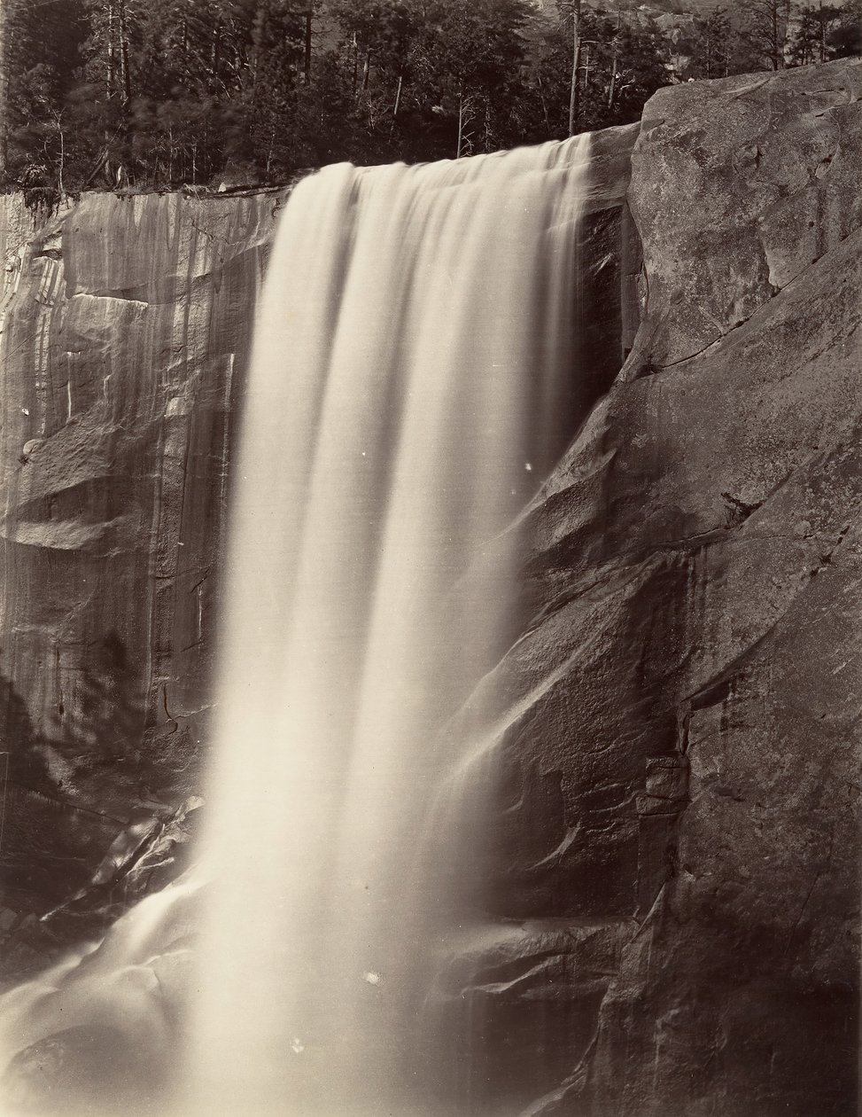 Kevätputoukset, 350 jalkaa, Yosemite, n. 1872, painettu n. 1876. tekijältä Carleton E. Watkins.
