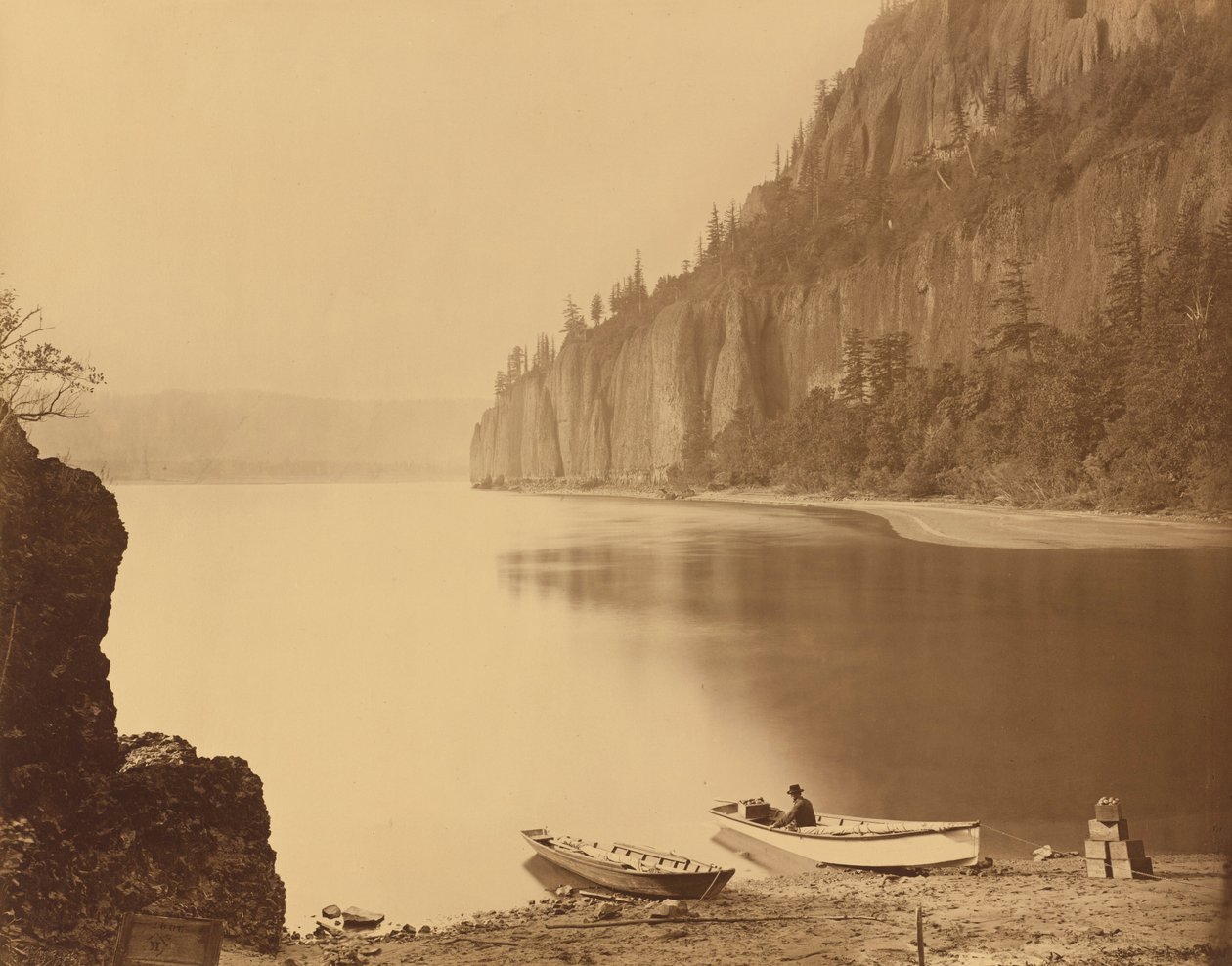 Cape Horn, Columbia River,1867 (kuva) tekijältä Carleton Emmons Watkins