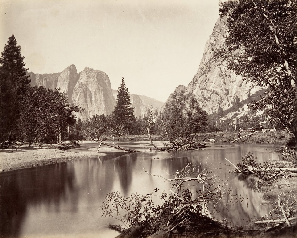 Katse alas Yosemiten laaksoon, n. 1872, painettu n. 1876. tekijältä Carleton Emmons Watkins