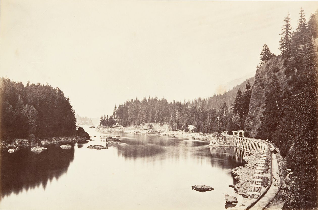 Tooth Bridge, Oregon, 1867, painettu n. 1876. tekijältä Carleton Emmons Watkins