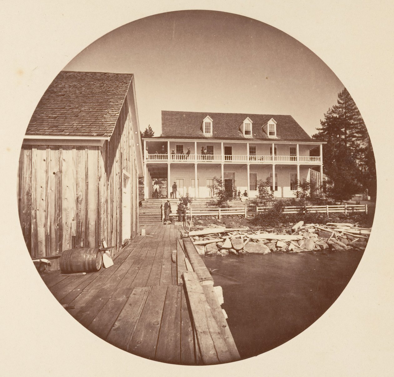 Warm Springs Hotel Lake Tahoe, n. 1878. tekijältä Carleton Emmons Watkins