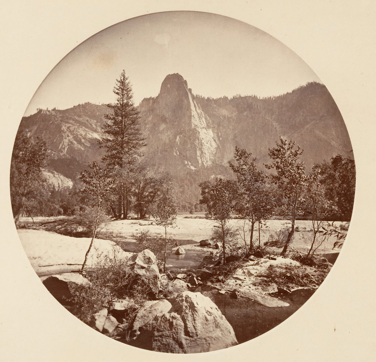 [Yosemiten kansallispuisto, Kalifornia], n. 1878. tekijältä Carleton Emmons Watkins