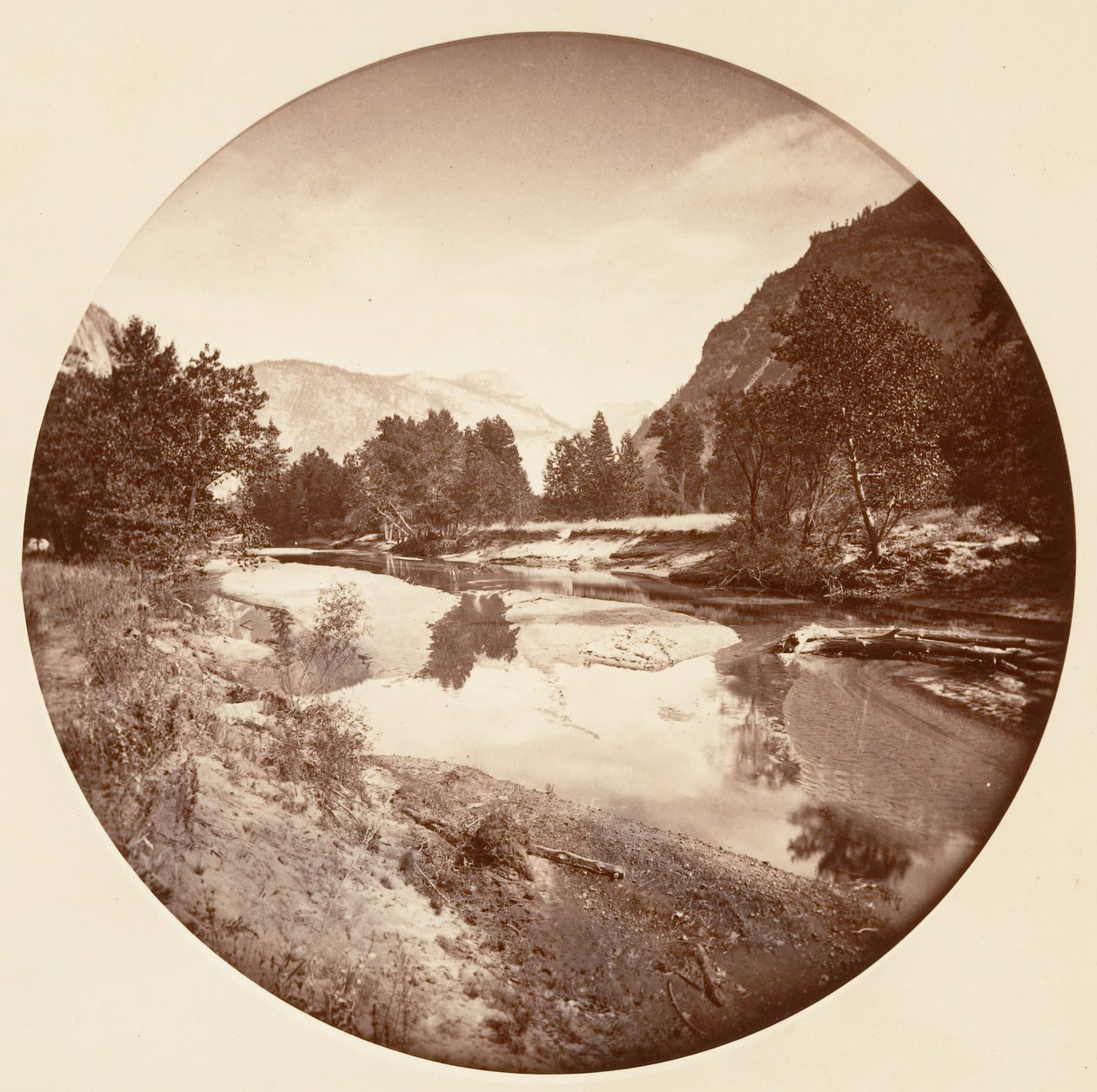 [Yosemiten kansallispuisto, Kalifornia], n. 1878. tekijältä Carleton Emmons Watkins