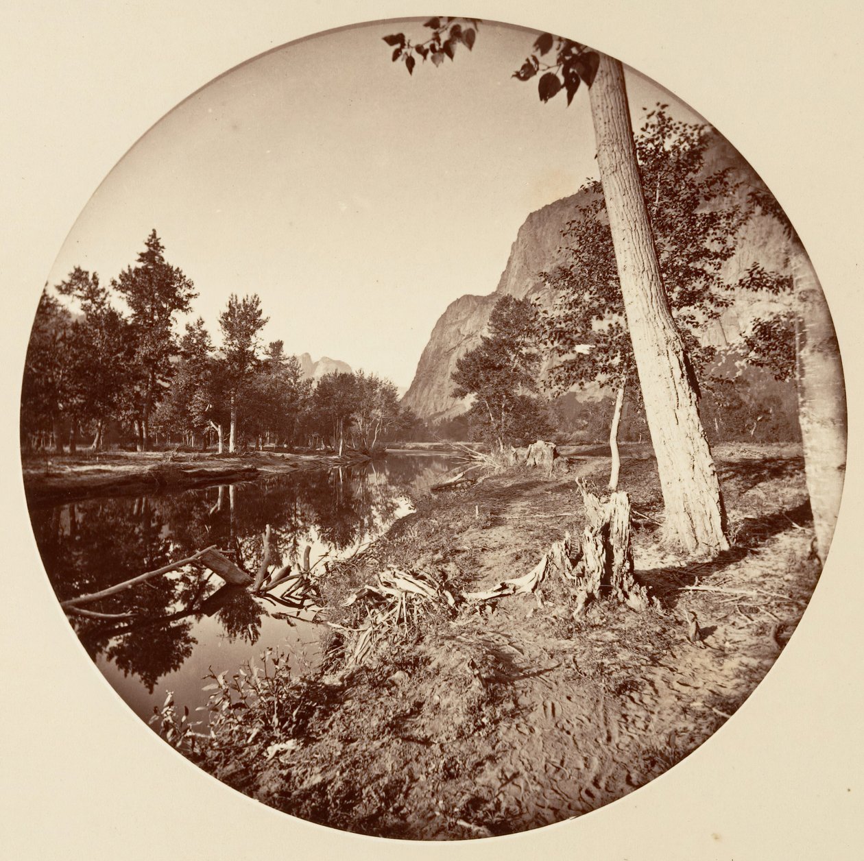 [Yosemiten kansallispuisto, Kalifornia], n. 1878. tekijältä Carleton Emmons Watkins