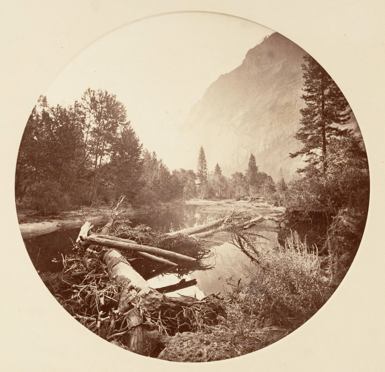 [Yosemiten kansallispuisto, Kalifornia], n. 1878. tekijältä Carleton Emmons Watkins