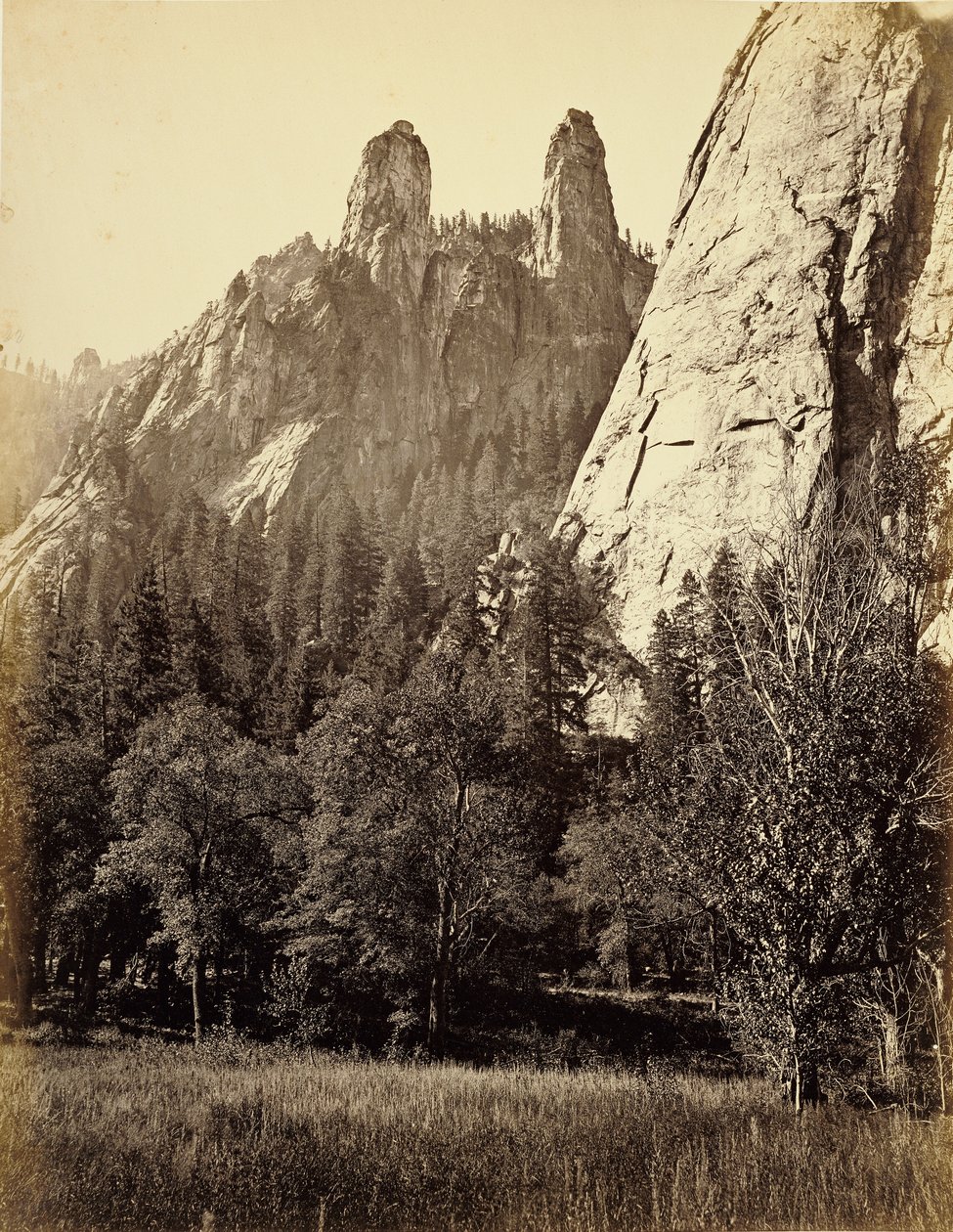 [Katedraalin torninhuiput] tekijältä Carleton Watkins