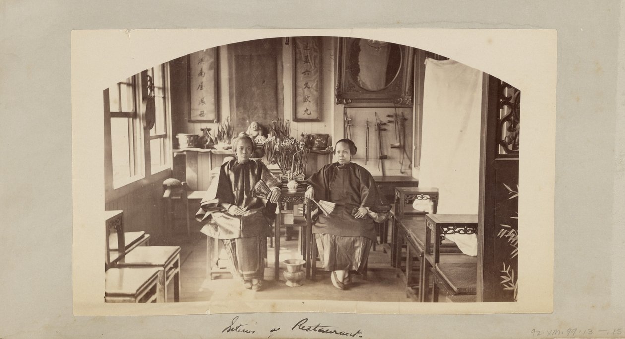Ravintolan sisätila [Chinatown, San Francisco] tekijältä Carleton Watkins