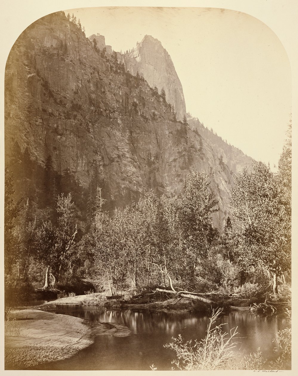 Sentinel (näkymä alas laaksoon) 3270 ft. Yo Semite. tekijältä Carleton Watkins