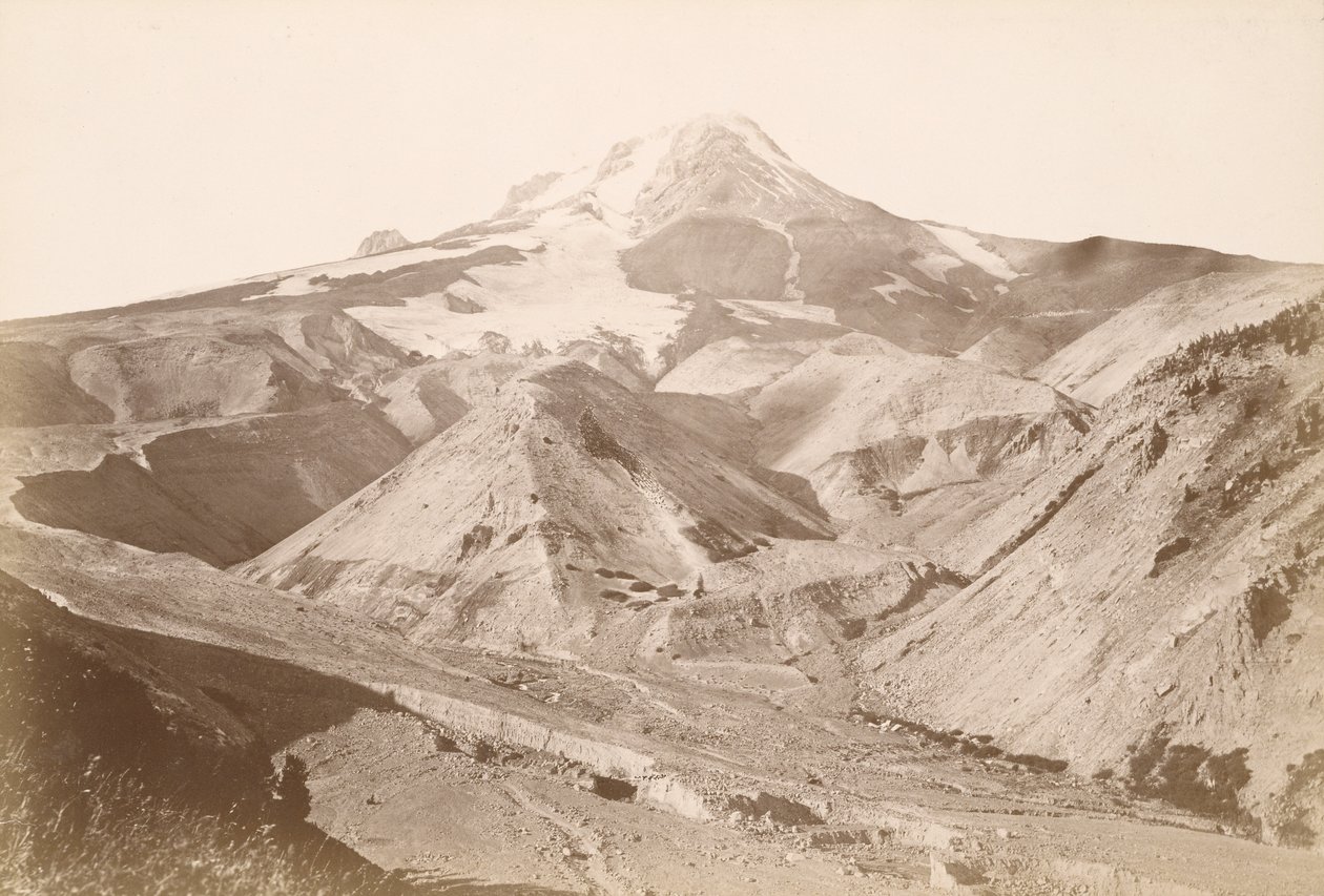 [Mount Hoodin huippu, Oregon] tekijältä Carleton Watkins