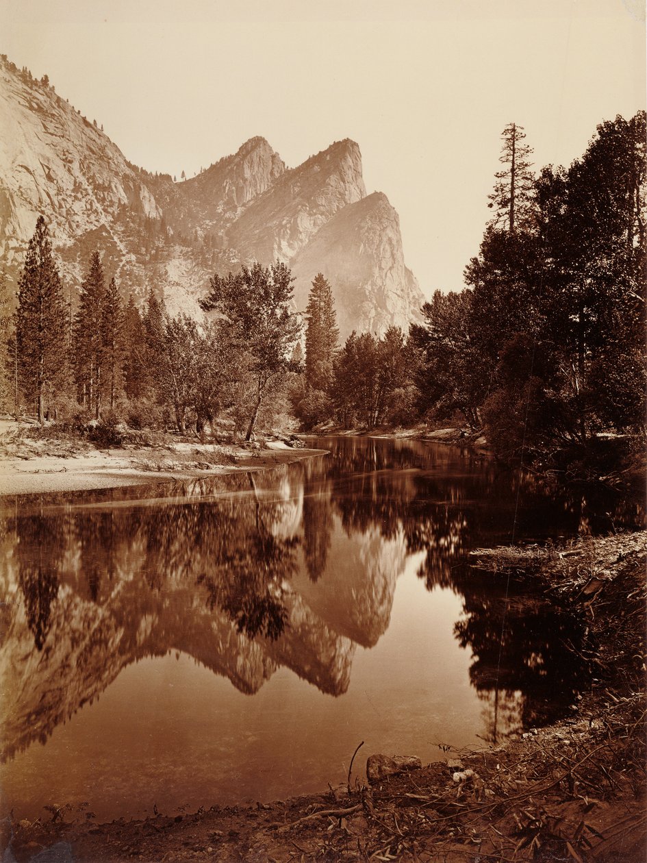 Three Brothers, Yosemiten laakso tekijältä Carleton Watkins