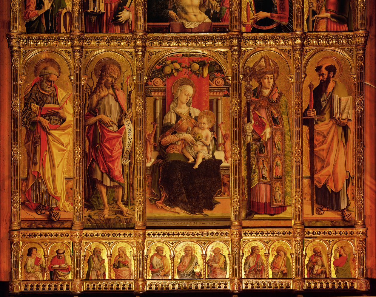 Pyhän Emidion alttaritaulu, polyptyykki, yksityiskohta Neitsyt ja pyhät Pyhä Paavali, Pyhä Johannes Kastaja, Saint Etienne ja Pyhä Paavali, vasemmalta oikealle, 1473 tempera puulla tekijältä Carlo Crivelli