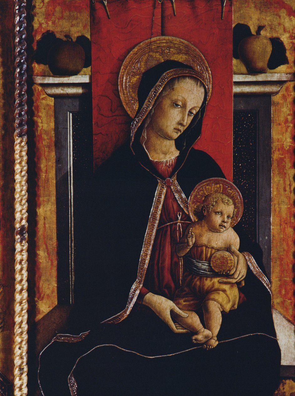 Madonna ja lapsi, yksityiskohta San Silvestron polyptyykistä, 1468 (tempera paneelissa) (katso 76657) tekijältä Carlo Crivelli