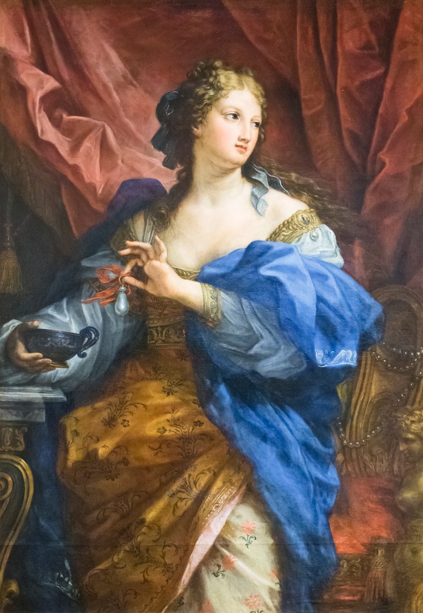 Kleopatra liuottaa helmen viinikuppiin tekijältä Carlo Maratta or Maratti