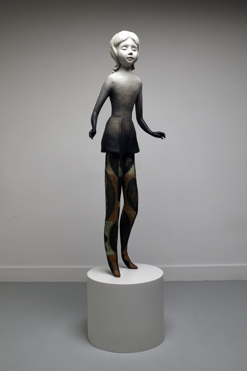 Twinkle, 2014 (öljymaali pronssille ja maalattu pronssijalusta). tekijältä Cathie Pilkington
