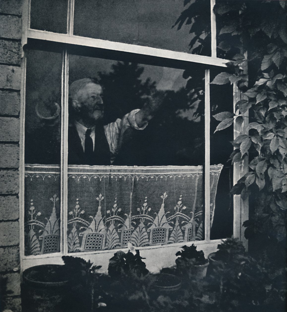 Black out, 1941 tekijältä Cecil Beaton