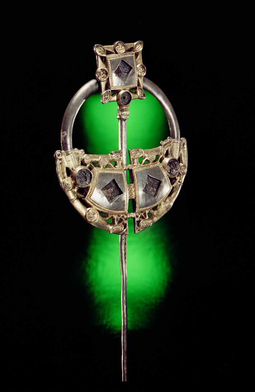 Rengaskoru, Ardagh Hoard, Reerasta, Limerickin kreivikunta, viikinkiaika (hopeakullattu) tekijältä Celtic