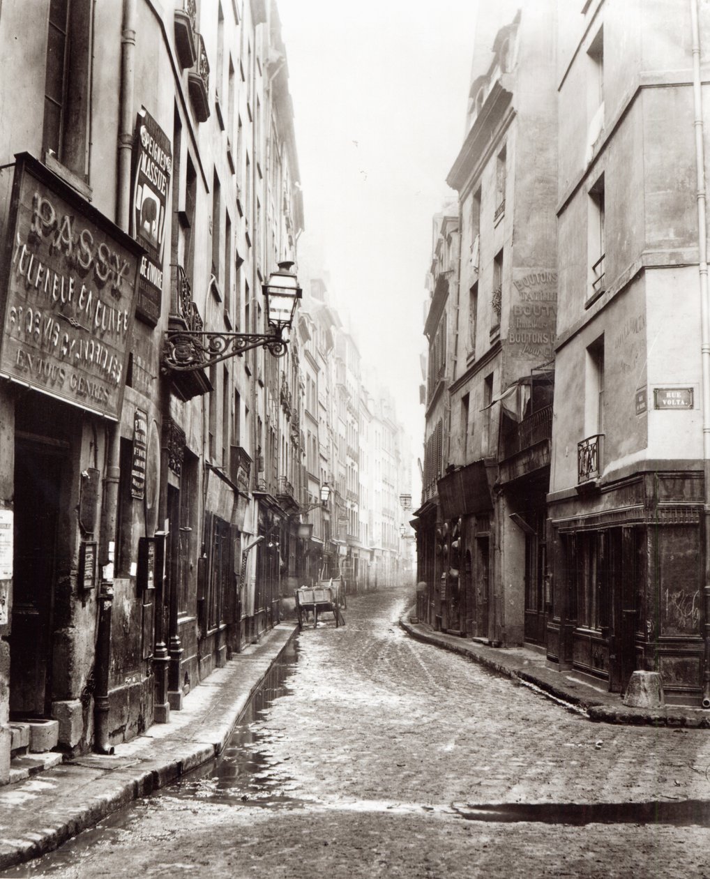 Rue Aumaire, Rue Voltasta, Pariisista, 1858-78 tekijältä Charles Marville