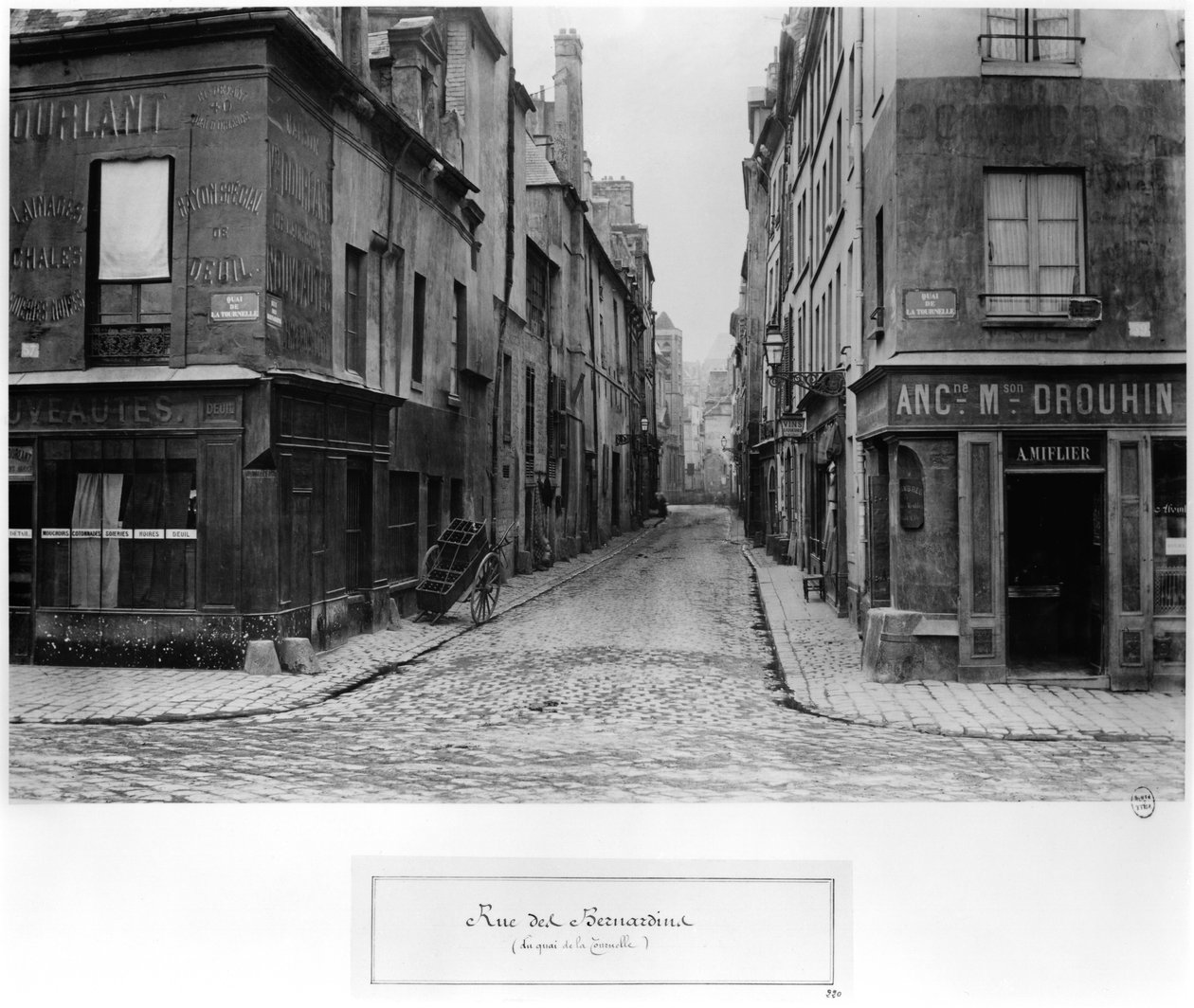 Rue des Bernardins Quai de La Tournellesta, Pariisista vuosina 1858-78 tekijältä Charles Marville