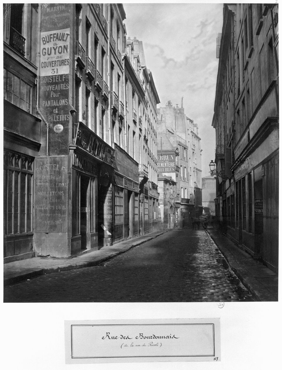 Rue des Bourdonnais (rue de Rivolista) Paris 1858-78 tekijältä Charles Marville