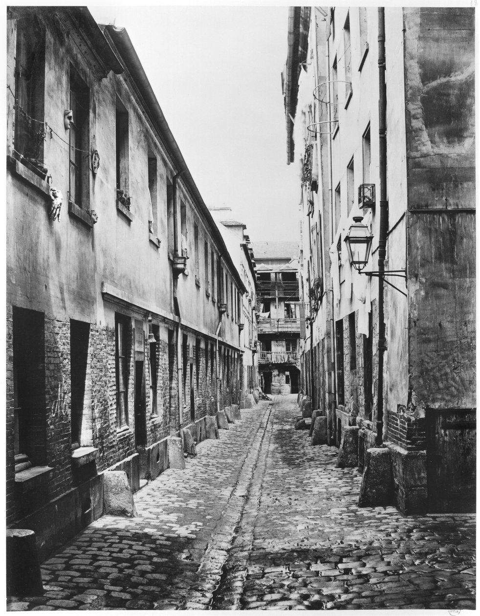 Rue du Fer-a-Moulin, Pariisi, 1858-78 tekijältä Charles Marville