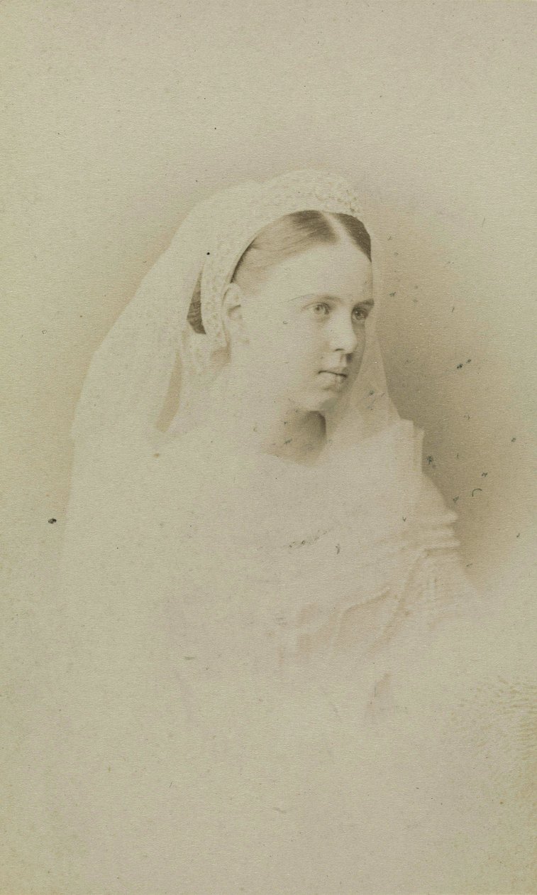 Maria Alexandrovna de Russie - Muotokuva Venäjän suurherttuatar Maria Aleksandrovnasta (1853-1920), Saksi-Coburgin ja Gothan herttuatar, Bergamasco, Charles (Karl) (1830-1896). Albumin Photo, c. 1871. Venäjän valtion elokuva- ja valokuva-arkisto, Krasnogor tekijältä Charles Bergamasco