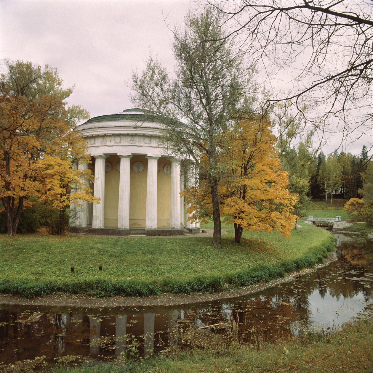 Pavlovsk. Ystävyyden temppeli, 1780-1783 tekijältä Charles Cameron