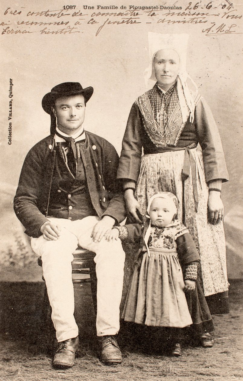 Vanha postikortti/Plougastel Daoulasin perhe/Bretagne/Ranska tekijältä Augustus Kollner