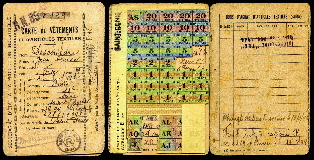 Arvostelukortti / vaatekortti / teollisuustuotannon sihteeristö / toinen maailmansota 1941 tekijältä Augustus Kollner