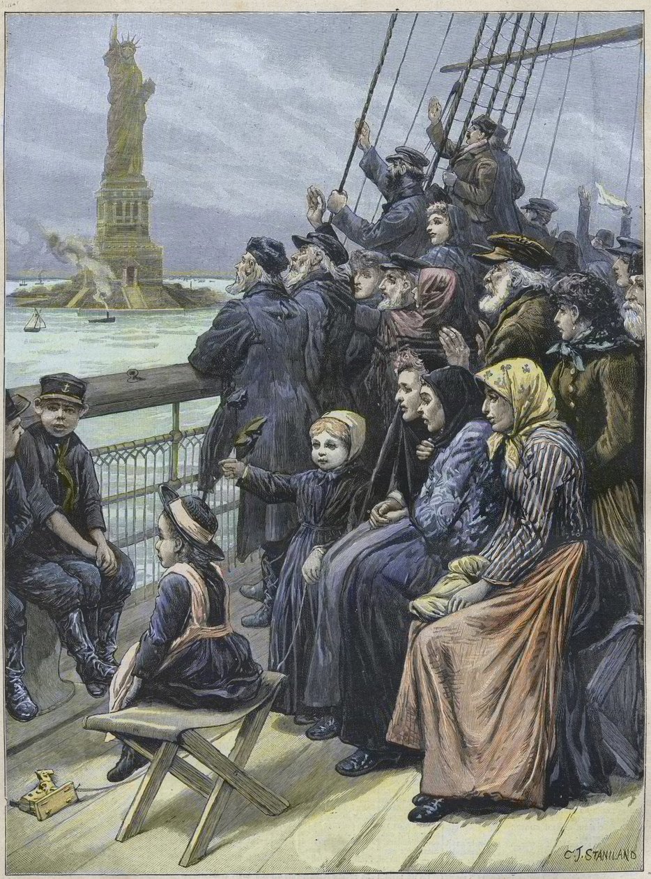 Juutalaiset maahanmuuttajat saapuvat New Yorkiin Yhdysvaltoihin Vuonna 1892 - Venäjän juutalaiset pakolaiset ohittivat jättimäisen patsaan New Yorkin satamassa - Charles Joseph STANILANDin kaiverrus - "" Juutalaisten siirtolaisten saapuminen New Yorkiin vu tekijältä Charles J. Staniland