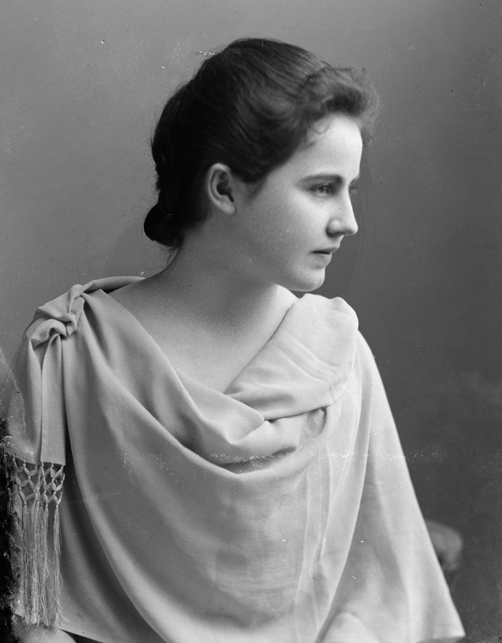 Edith Bolling, n. 1890 tekijältä Charles Milton Bell